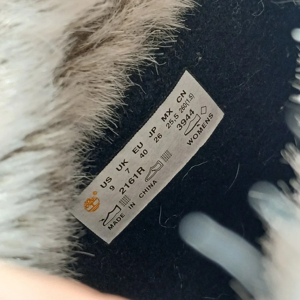 Timberland Boots Women 9 White Faux Fur Insulated Waterproof Winter Snow